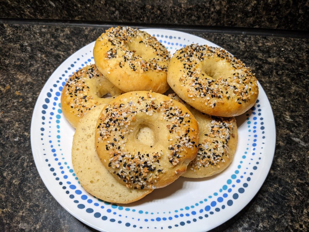 A plate of keto everything bagels